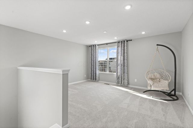 121 E Wind Road, Delaware, OH 43015