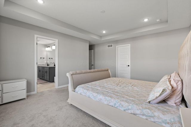 121 E Wind Road, Delaware, OH 43015