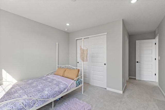 121 E Wind Road, Delaware, OH 43015