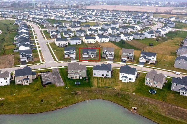 121 E Wind Road, Delaware, OH 43015