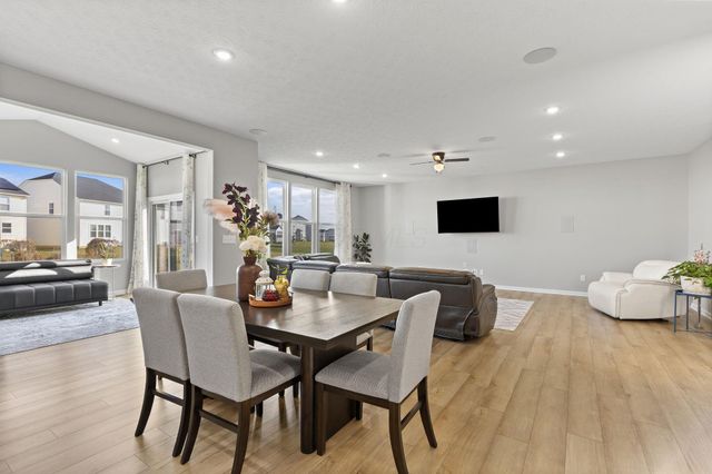 121 E Wind Road, Delaware, OH 43015