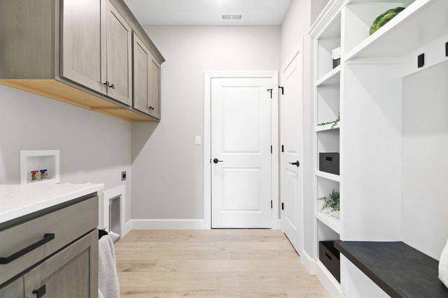 5729 KESTREL LOOP LP, Columbia, MO 65202