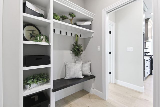 5729 KESTREL LOOP LP, Columbia, MO 65202