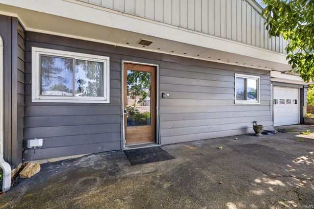 1526 25th Street, Bedford, IN 47421