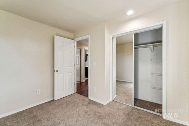 7124 W Lamplighter St, Boise, ID 83714