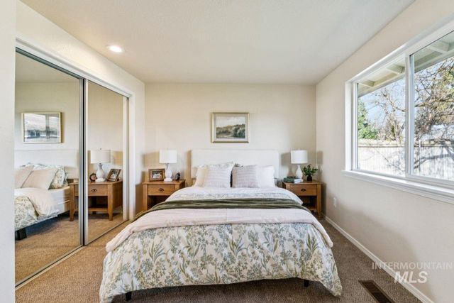 7124 W Lamplighter St, Boise, ID 83714