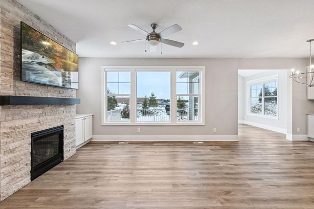 17975 Greenwich Way, Lakeville, MN 55044