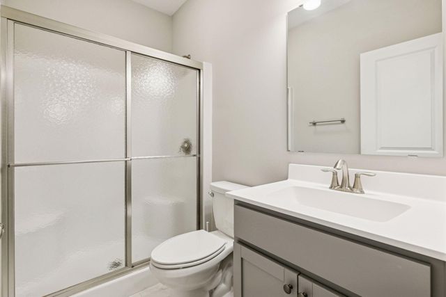 17975 Greenwich Way, Lakeville, MN 55044