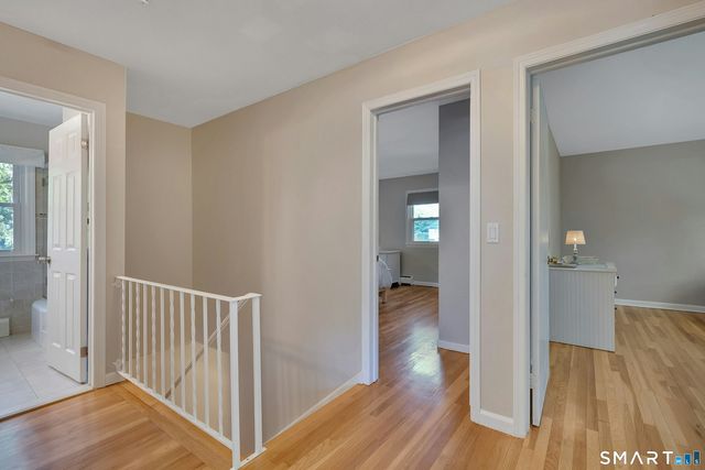 35 Hampton Lane, Stamford, CT 06903