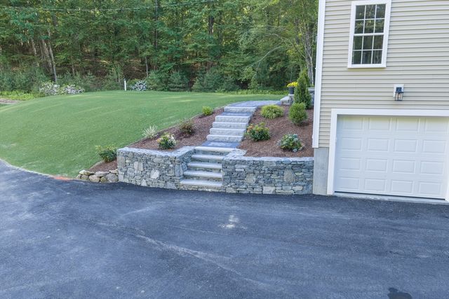 41 Martin Road, Douglas, MA 01516