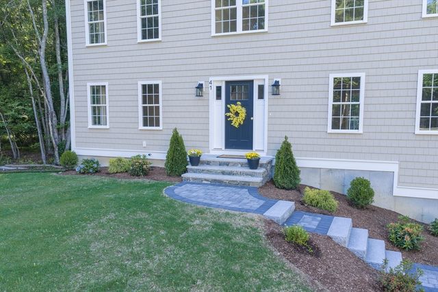 41 Martin Road, Douglas, MA 01516