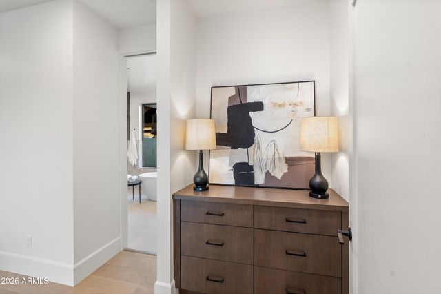 4215 N 42ND Street, Phoenix, AZ 85018