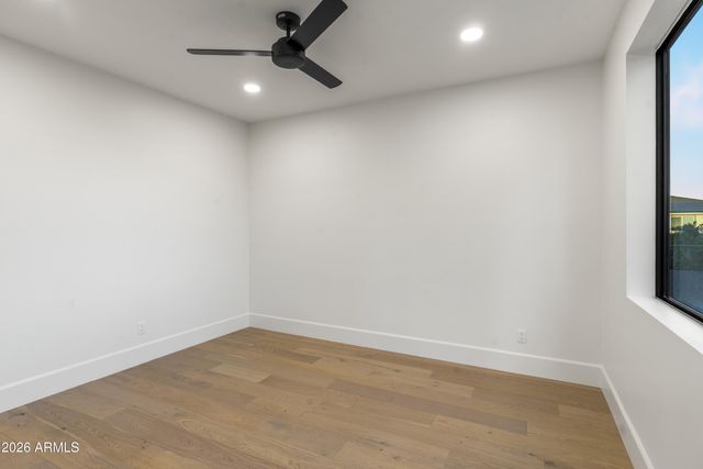 4215 N 42ND Street, Phoenix, AZ 85018