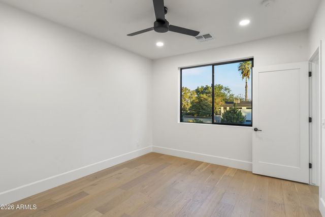 4215 N 42ND Street, Phoenix, AZ 85018