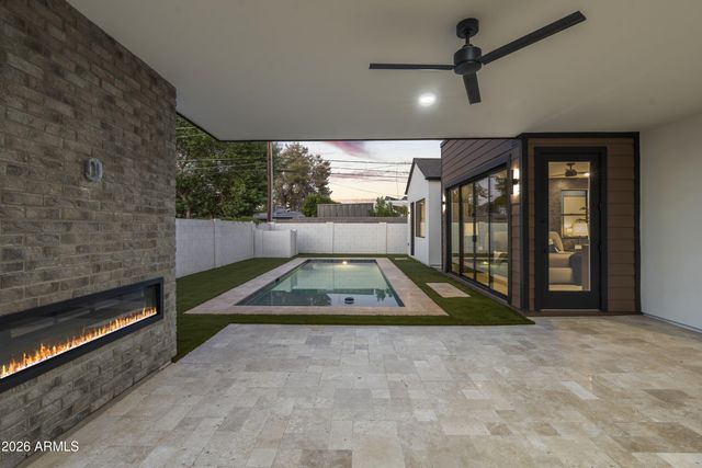 4215 N 42ND Street, Phoenix, AZ 85018