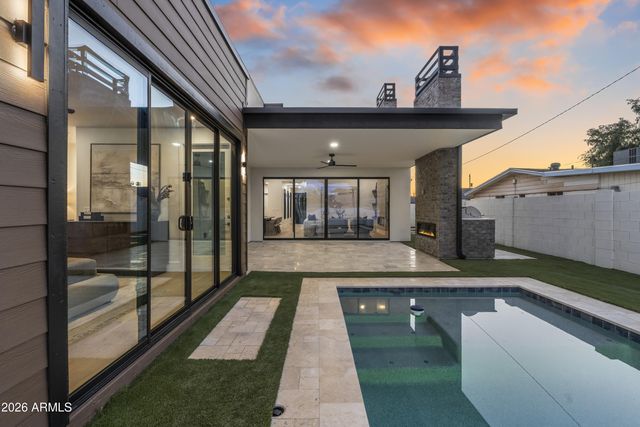 4215 N 42ND Street, Phoenix, AZ 85018