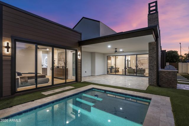 4215 N 42ND Street, Phoenix, AZ 85018