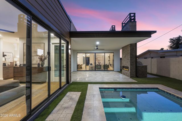 4215 N 42ND Street, Phoenix, AZ 85018