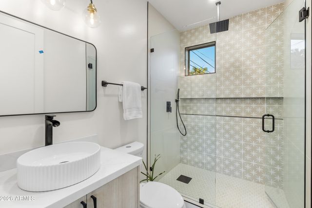 4215 N 42ND Street, Phoenix, AZ 85018