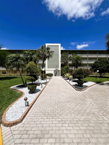 2902 Victoria Circle A1, Coconut Creek, FL 33066