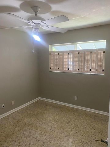 917 S Ridge Street, Lake Worth, FL 33460
