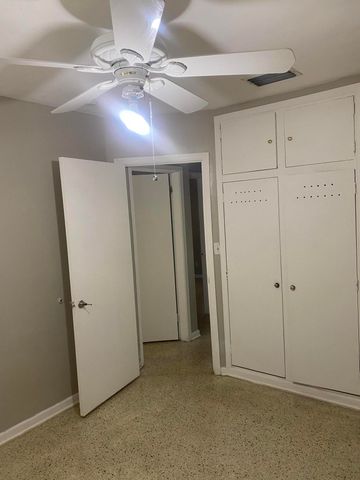 917 S Ridge Street, Lake Worth, FL 33460