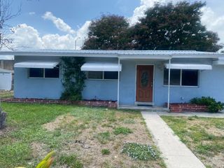 917 S Ridge Street, Lake Worth, FL 33460