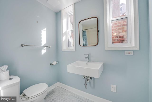 1304 RITTENHOUSE ST NW, Washington, DC 20011