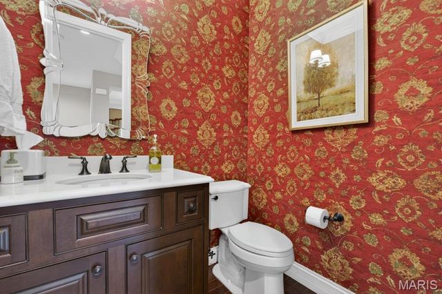 12868 Willow Pond Court, Des Peres, MO 63131