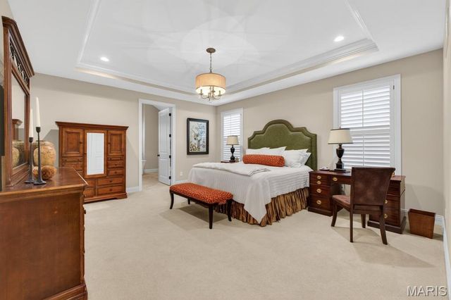 12868 Willow Pond Court, Des Peres, MO 63131