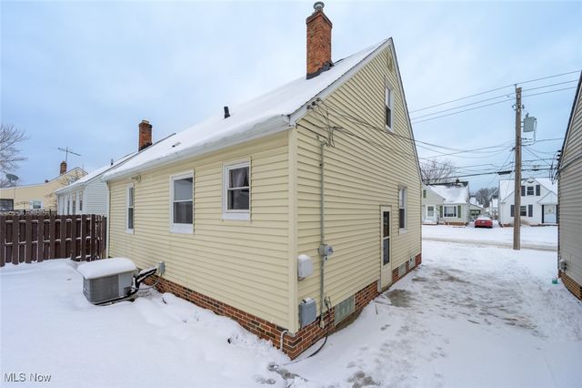 1653 Douglas Road, Wickliffe, OH 44092