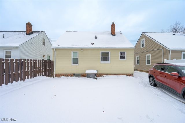 1653 Douglas Road, Wickliffe, OH 44092