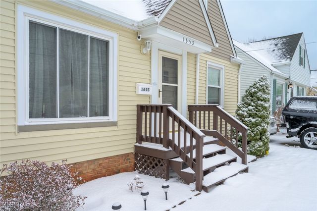 1653 Douglas Road, Wickliffe, OH 44092