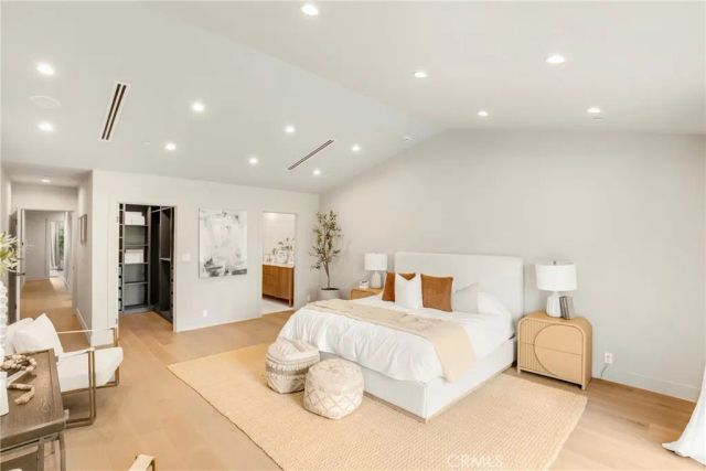 5944 Lasaine, Encino, CA 91316