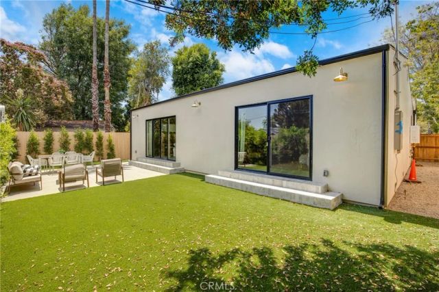 5944 Lasaine, Encino, CA 91316