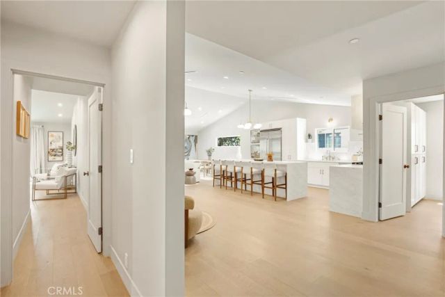 5944 Lasaine, Encino, CA 91316