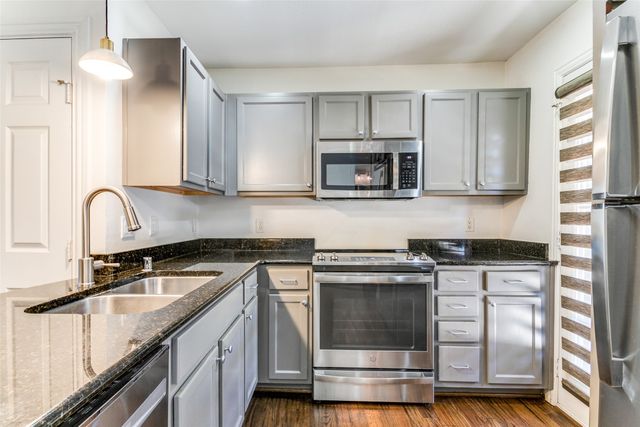 4727 Bradford Drive 4727B, Dallas, TX 75219