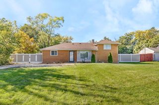 128 S Villa Avenue S, Addison, IL 60101