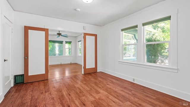 1160 Carr Ave, Santa Rosa, CA 95404