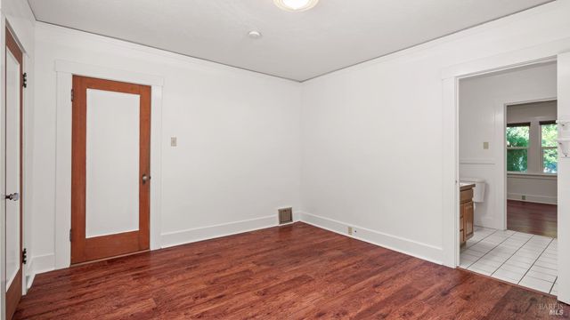 1160 Carr Ave, Santa Rosa, CA 95404