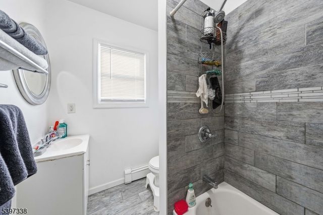 50 Unity Ave, Newark City, NJ 07106