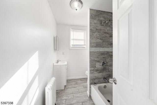 50 Unity Ave, Newark City, NJ 07106