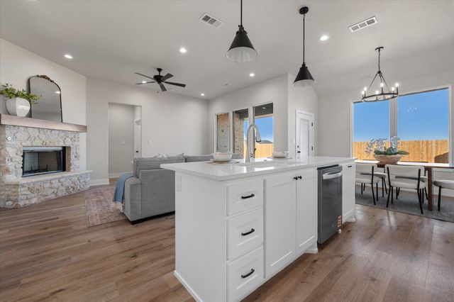 1404 Durham Avenue, Wolfforth, TX 79382