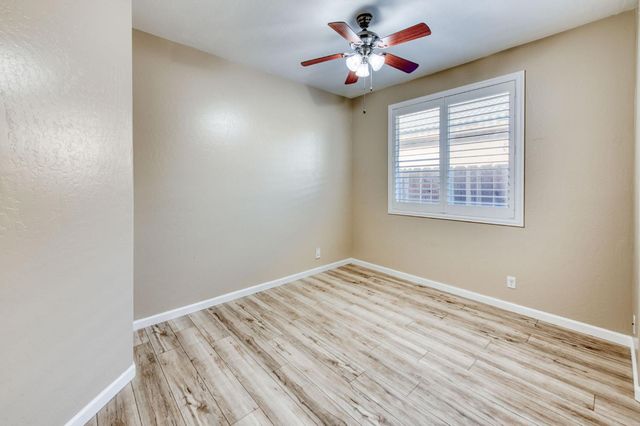 7206 E Dayton Avenue, Fresno, CA 93737