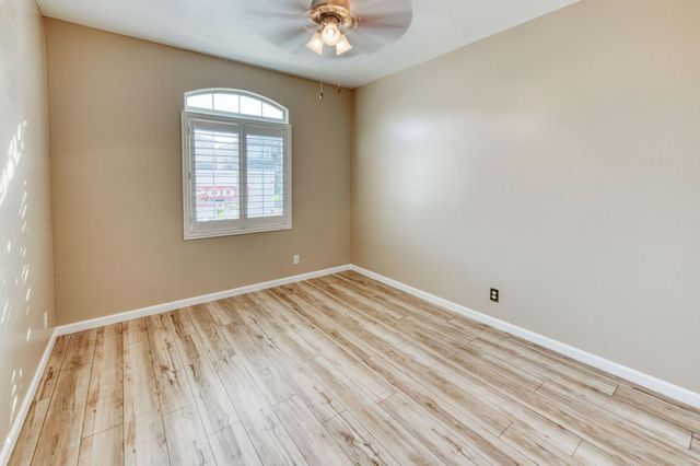 7206 E Dayton Avenue, Fresno, CA 93737