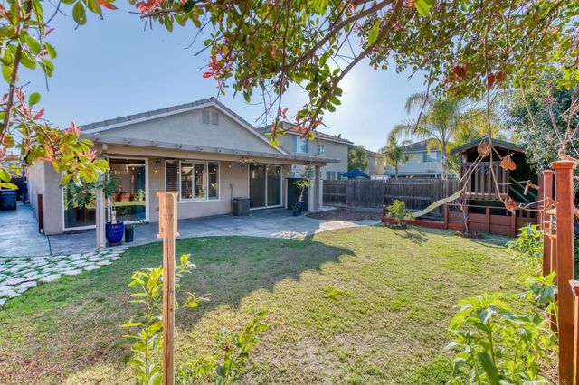 7206 E Dayton Avenue, Fresno, CA 93737