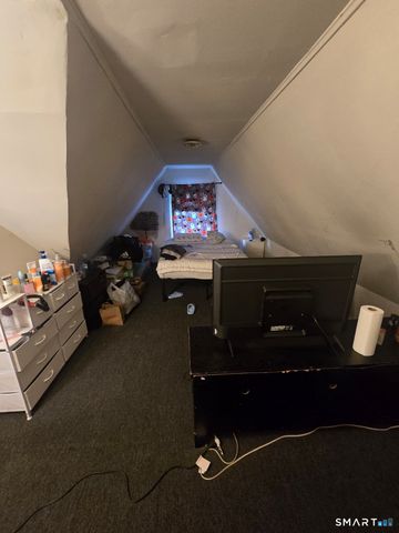 76 Rock Street, New Haven, CT 06511