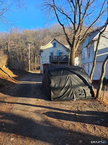 76 Rock Street, New Haven, CT 06511