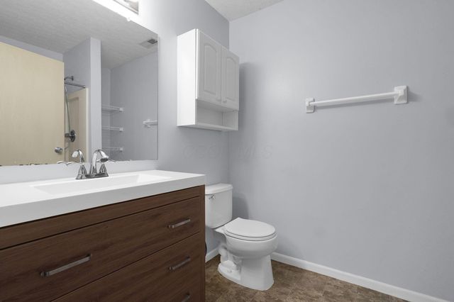 6741 Axtel Drive, 11A 11A, Canal Winchester, OH 43110