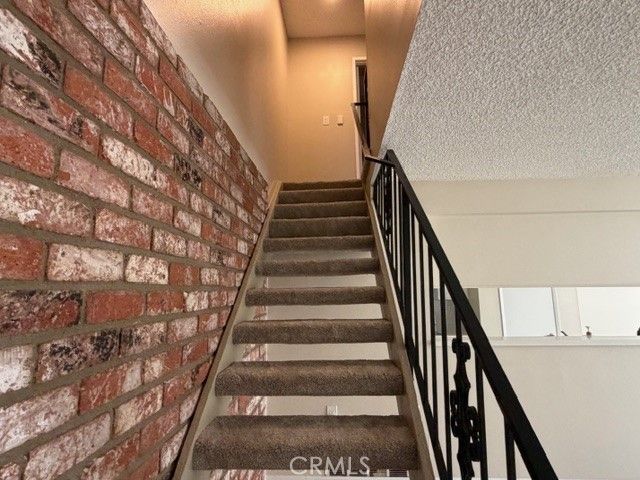 2070 Avenida Placida 3, Simi Valley, CA 93063